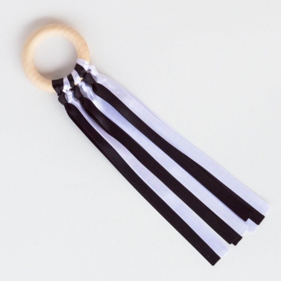 Сензорна играчка за бебе Black and white.